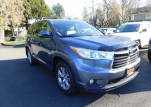 2014 Toyota Highlander XLE Sport Utility 4D